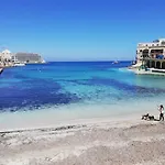 Apartamento Sunny 2 Bedroom, 2 Bathrooms, Seaside Apt. *