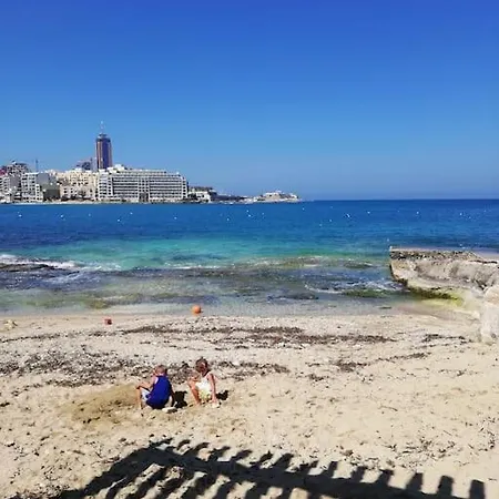 Lägenhet Sunny 2 Bedroom, 2 Bathrooms, Seaside Apt. Sliema