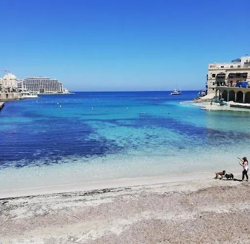 アパート Sunny 2 Bedroom, 2 Bathrooms, Seaside Apt. *