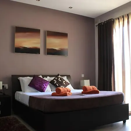 Apartament Sunny 2 Bedroom, 2 Bathrooms, Seaside Apt.